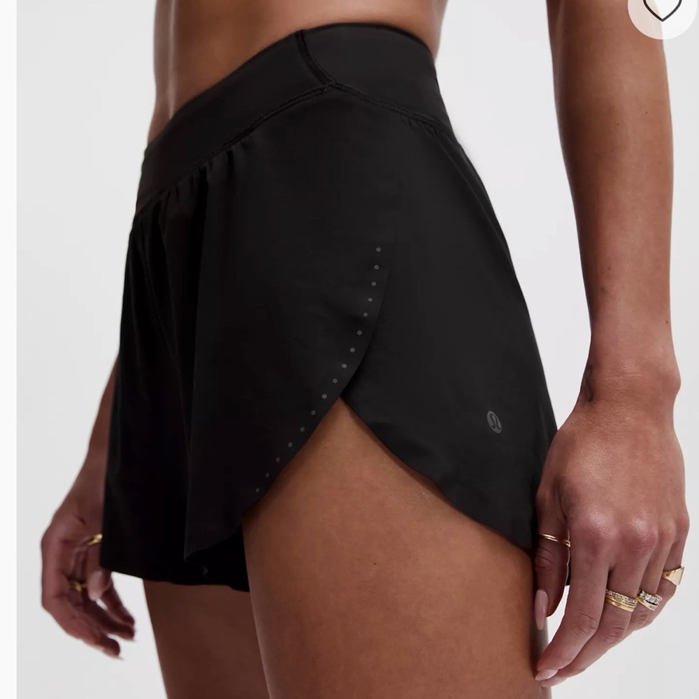 Fast and Free High-Rise Classic-Fit Split Short 3"